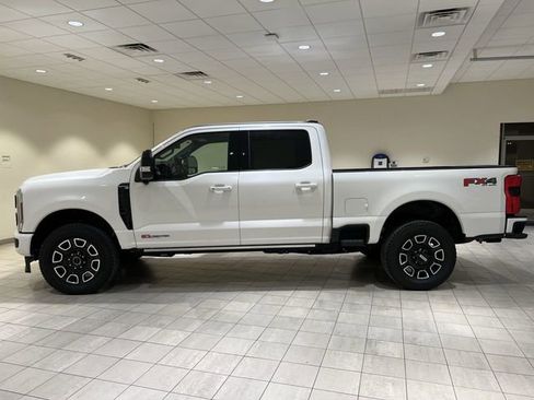 New 2025 Ford F250 Platinum AWD/4WD image 2