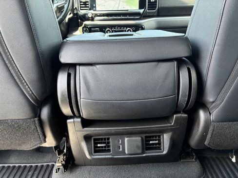 Used 2025 Chevrolet Silverado 1500 RST w/ Z71 Off-Road Package AWD/4WD image 18