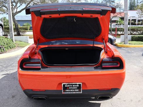 Used 2021 Dodge Challenger R/T Scat Pack w/ Plus Package image 18