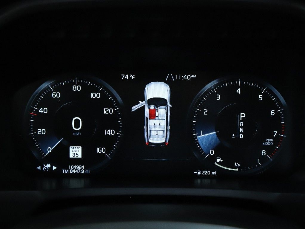 Used 2019 Volvo XC90 T6 Momentum w/ Protection Package Premier AWD/4WD image 25