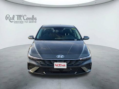 New 2026 Hyundai Elantra Blue image 8