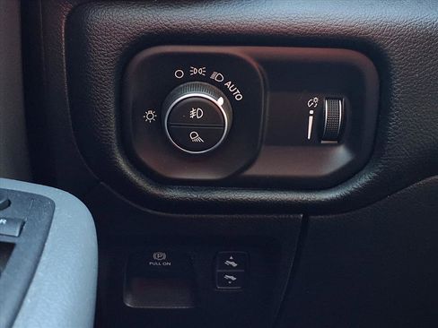 Used 2022 RAM 1500 Big Horn image 16