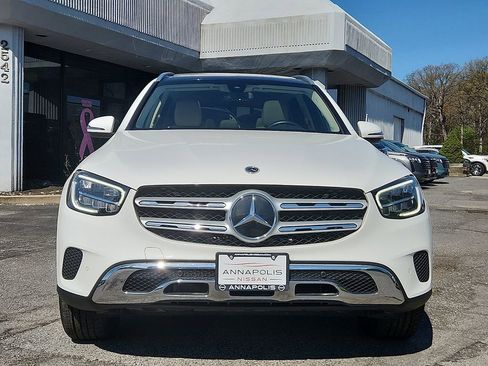Used 2021 Mercedes-Benz GLC 300 4MATIC image 2