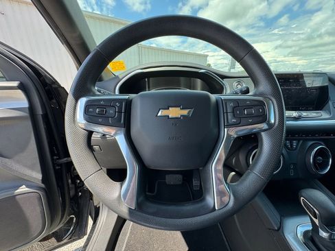Used 2022 Chevrolet Blazer LT FWD image 21