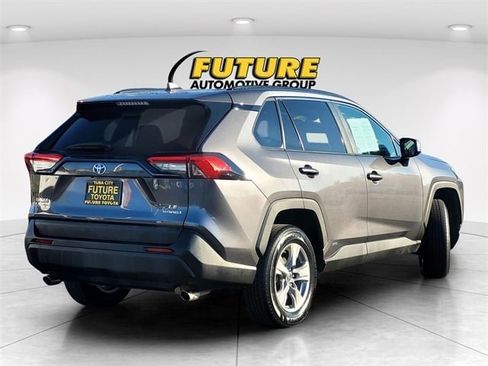 Certified 2022 Toyota RAV4 LE image 5