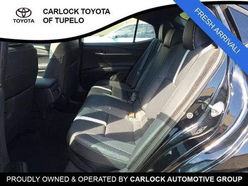 Used 2025 Toyota Camry SE w/ Convenience Package image 9