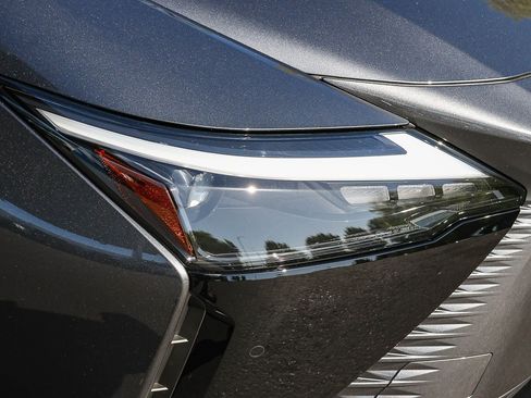 New 2026 Lexus RZ 350e 2WD image 10