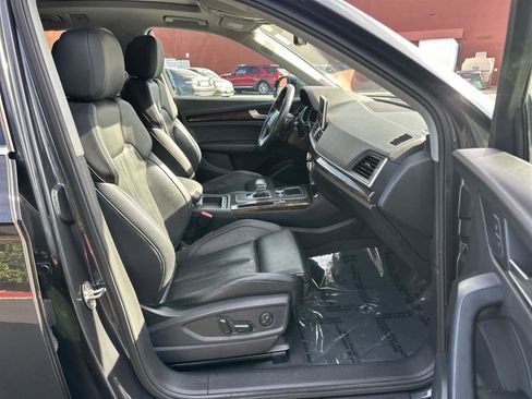 Used 2018 Audi Q5 2.0T Premium Plus w/ Premium Plus Package image 14