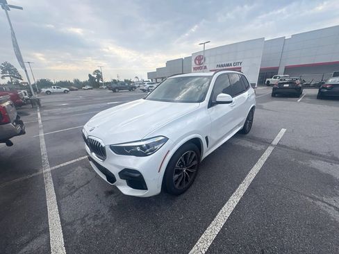 Used 2022 BMW X5 sDrive40i w/ M Sport Package RWD image 6