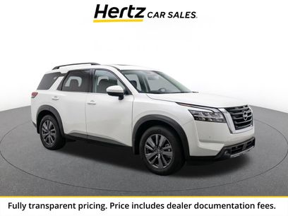 Used 2025 Nissan Pathfinder SV