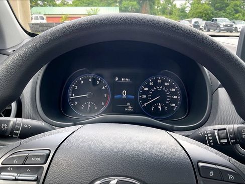 Used 2023 Hyundai Kona SEL AWD/4WD image 19