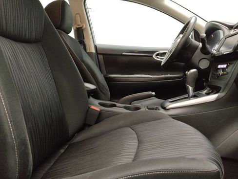 Used 2019 Nissan Sentra SV FWD image 21