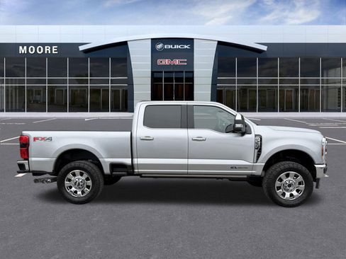 Used 2024 Ford F350 Lariat w/ Lariat Ultimate Package image 2