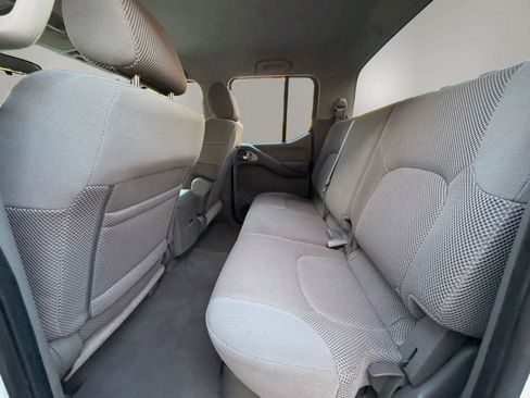 Used 2008 Nissan Frontier SE w/ SE Value Truck Pkg RWD image 28