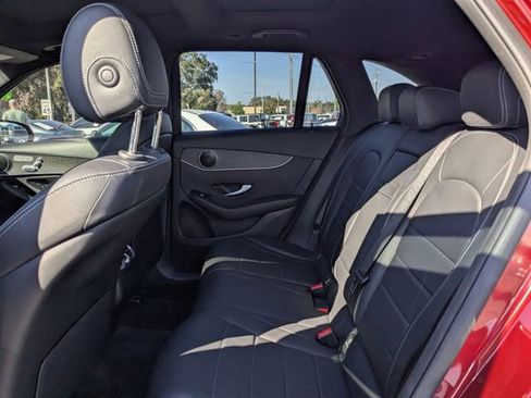 Used 2020 Mercedes-Benz GLC 300 4MATIC image 10