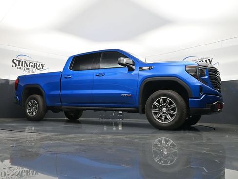 Used 2024 GMC Sierra 1500 AT4 w/ Technology Package image 17