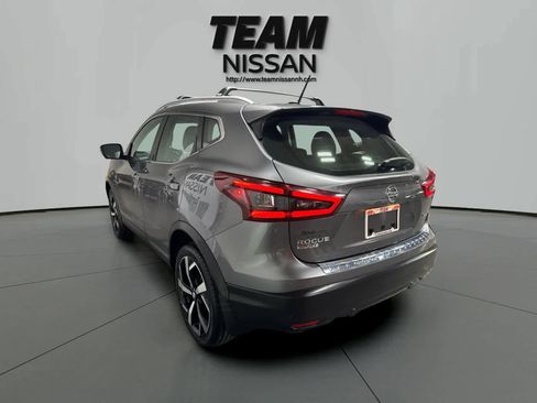 Used 2022 Nissan Rogue Sport SL image 4