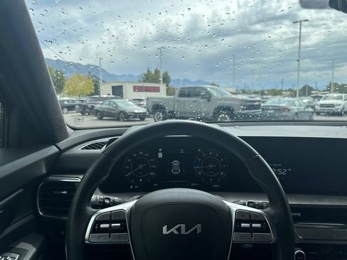 Used 2025 Kia Telluride SX Prestige X-Pro AWD/4WD image 22