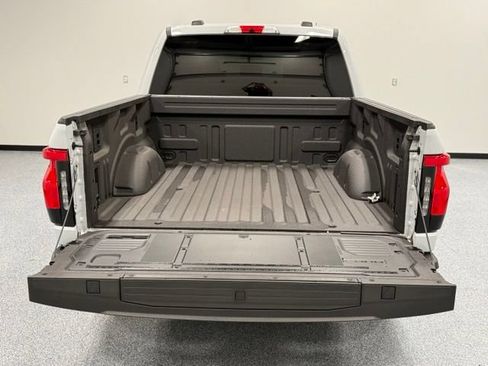 Used 2025 Ford F150 Lightning Flash AWD/4WD image 12