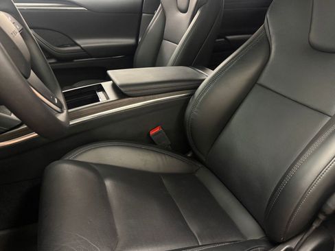 Used 2023 Tesla Model X image 15