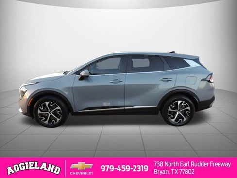 Used 2023 Kia Sportage EX image 7