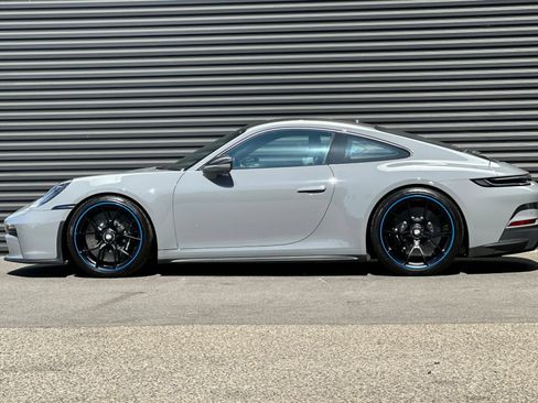 Certified 2022 Porsche 911 GT3 RWD image 2