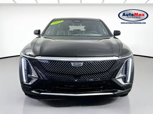 Used 2024 Cadillac Lyriq Tech image 7