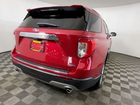 Used 2023 Ford Explorer Limited w/ Hybrid Equipment Group 310A AWD/4WD image 5