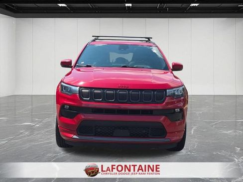 Certified 2022 Jeep Compass Limited w/ (RED) Package AWD/4WD image 8