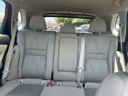 Used 2025 Nissan Rogue SV AWD/4WD image 34
