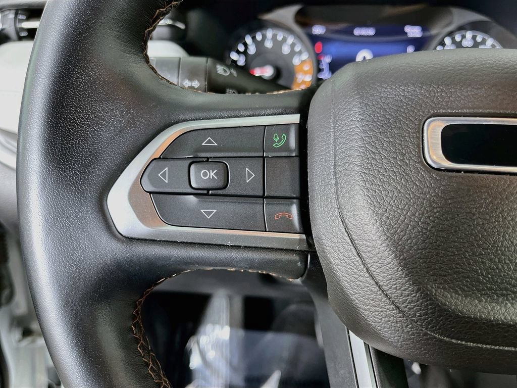 Used 2022 Jeep Compass Limited AWD/4WD image 14
