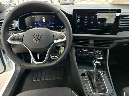 New 2025 Volkswagen Jetta Sport image 9