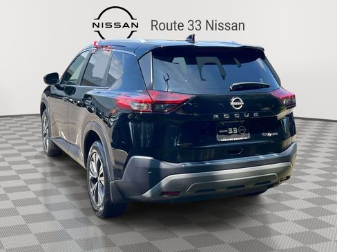 Used 2023 Nissan Rogue SV w/ SV Premium B Package AWD/4WD image 3