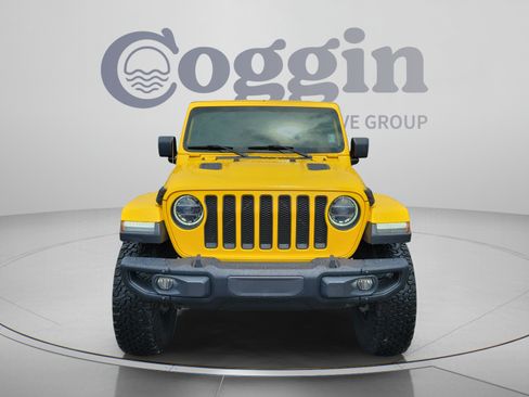 Used 2018 Jeep Wrangler Unlimited Sahara w/ Quick Order Package 24M Moab AWD/4WD image 8