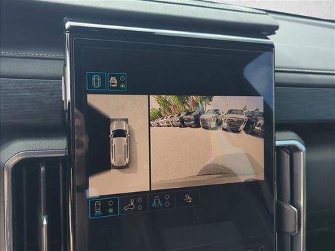 Used 2025 GMC Acadia Elevation FWD image 20