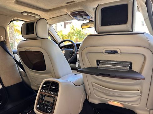 Used 2009 Jaguar XJ Vanden Plas Super V8 Portfolio RWD image 71
