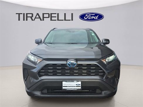 Used 2019 Toyota RAV4 LE image 7
