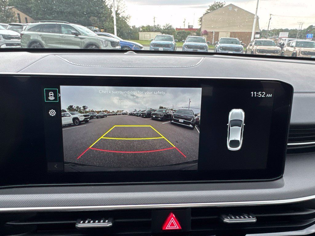 New 2026 Kia K5 LXS FWD image 13