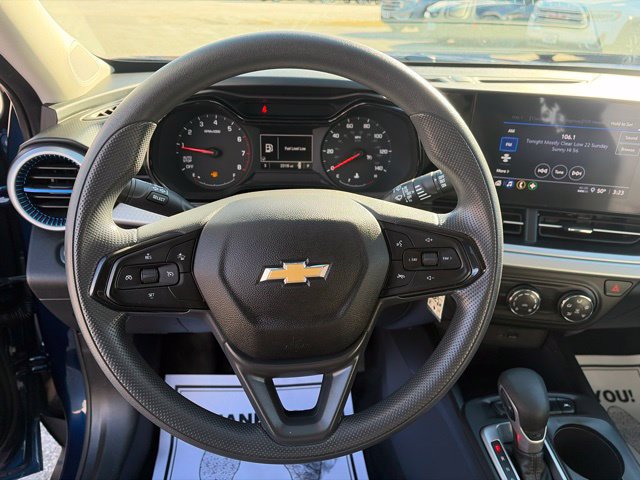 Used 2024 Chevrolet Trax LS w/ Driver Confidence Package FWD image 14