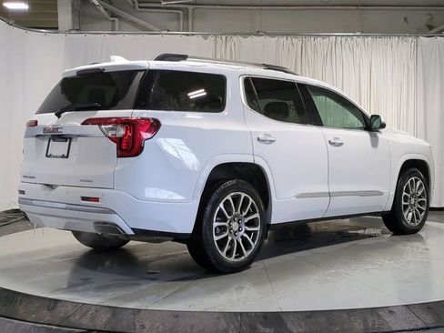 Used 2023 GMC Acadia Denali w/ Denali Ultimate Package image 10