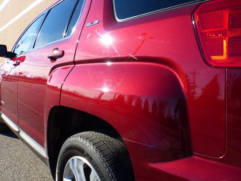 Used 2017 GMC Terrain SLE AWD/4WD image 5