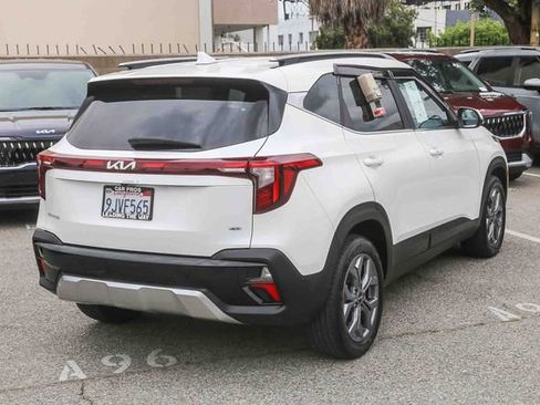 Used 2024 Kia Seltos S AWD/4WD image 10