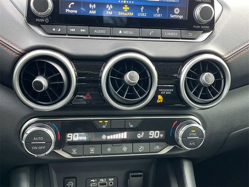 Certified 2025 Nissan Sentra SR image 30