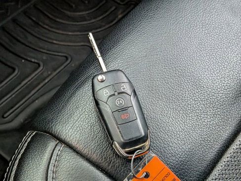 Certified 2019 Ford F250 Lariat w/ Chrome Package image 44