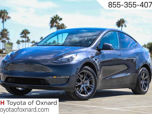 Used 2025 Tesla Model Y Long Range RWD image 1