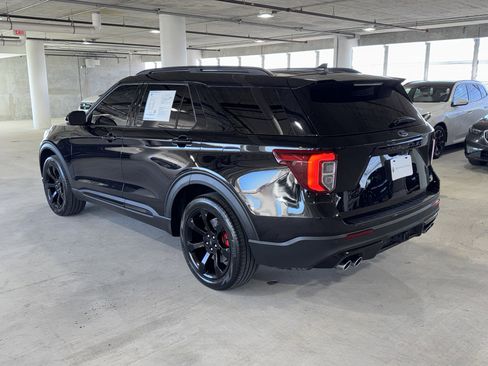 Used 2024 Ford Explorer ST w/ Equipment Group 401A image 6