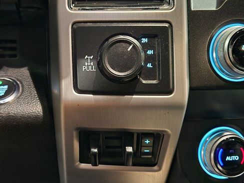 Used 2019 Ford F250 Platinum w/ Platinum Ultimate Package image 40