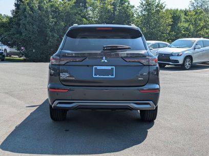 New 2025 Mitsubishi Outlander SEL