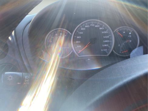 Used 2004 Pontiac Grand Prix GT2 FWD image 7