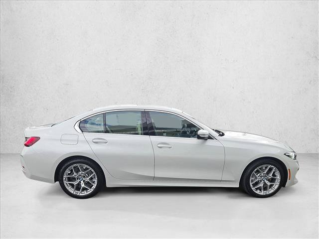 Certified 2025 BMW 330i Sedan RWD image 4
